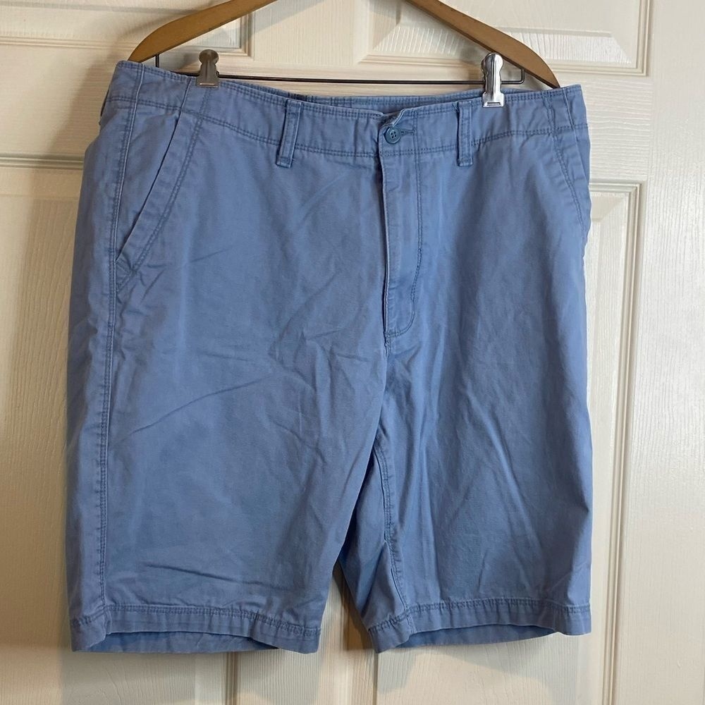 Mens Old Navy‎ Chambray Blue Shorts Size 36